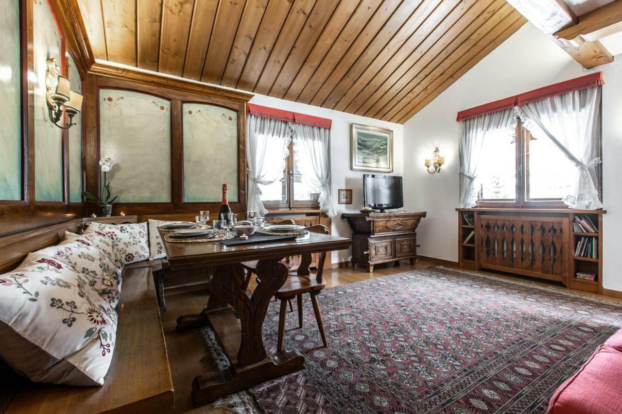 Dolomiti Sweet Lodge กอร์ตินาดัมเปซโซ ภายนอก รูปภาพ