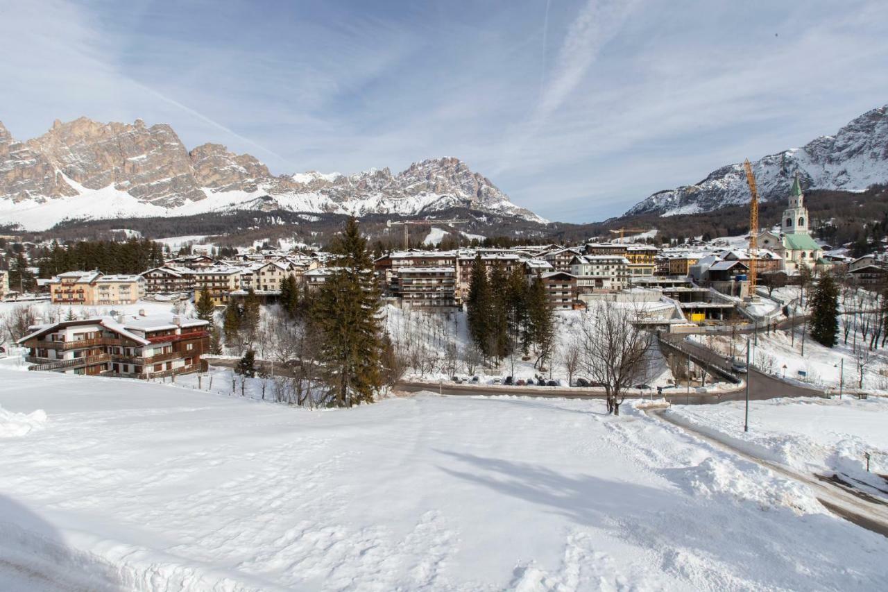 Dolomiti Sweet Lodge กอร์ตินาดัมเปซโซ ภายนอก รูปภาพ